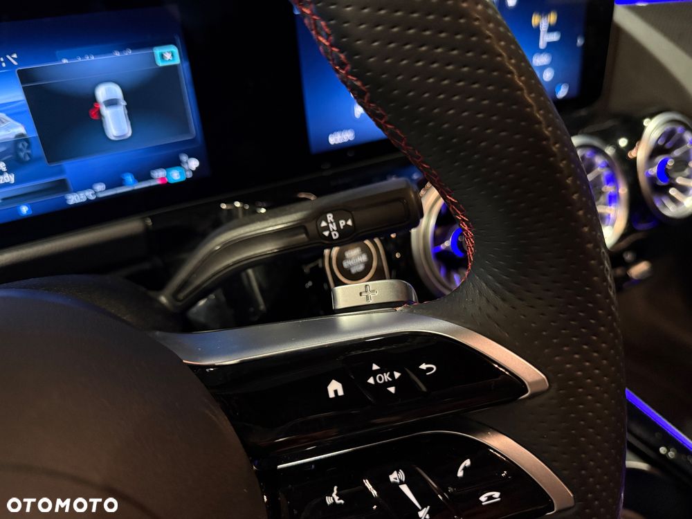 Mercedes-Benz GLA 200 d AMG Line - 19