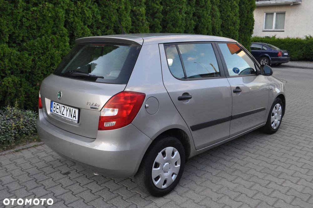 Skoda Fabia 1.2 HTP FAMILY - 7