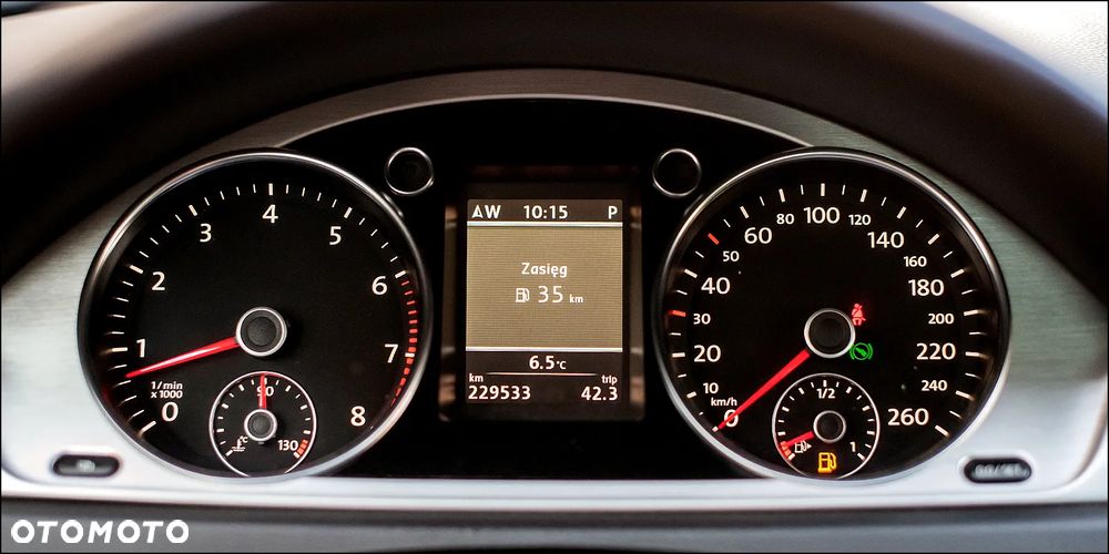 Volkswagen Passat - 21