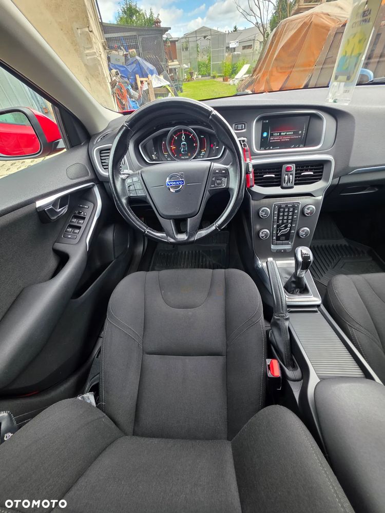 Volvo V40 D4 Drive-E Momentum - 7