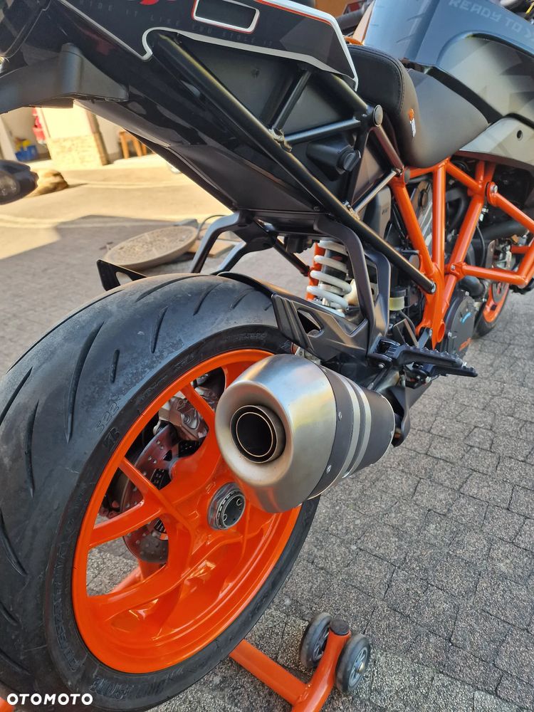 KTM Super Duke - 21