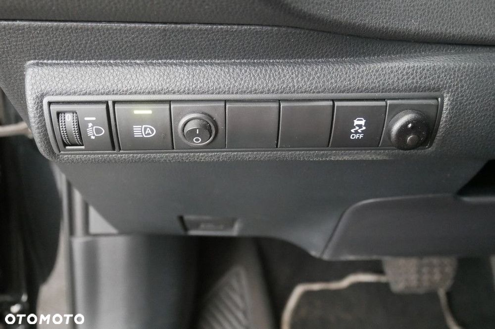 Toyota Corolla - 25