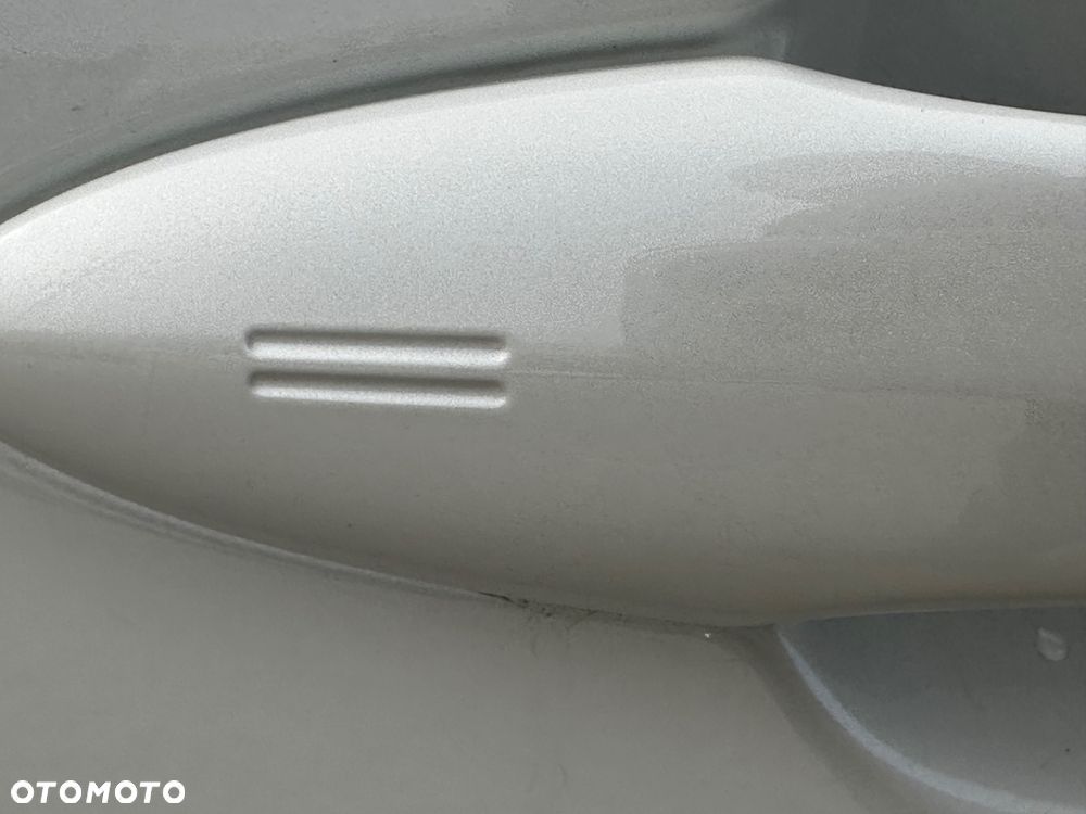 Toyota Corolla 1.8 Hybrid GR Sport - 18