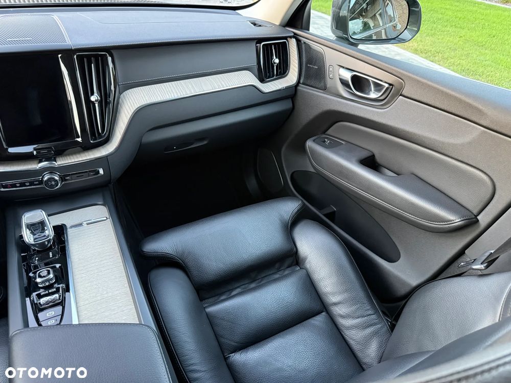 Volvo XC 60 B5 D AWD Geartronic Inscription - 20