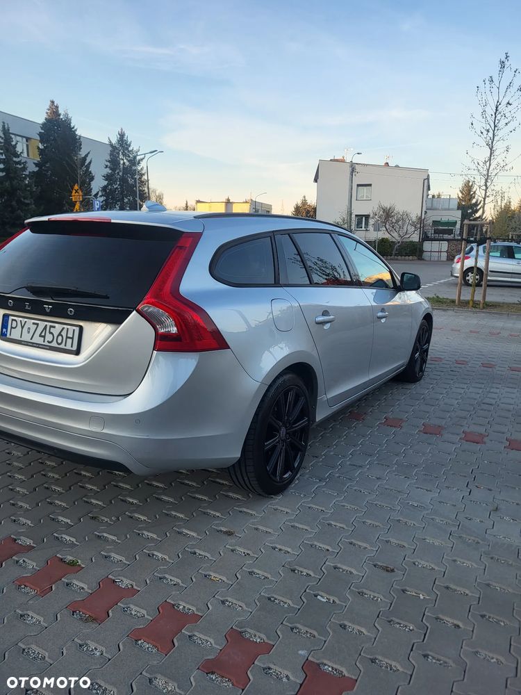 Volvo V60 D2 - 6