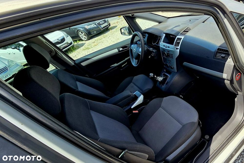 Opel Zafira 1.9 CDTI Edition Plus - 17