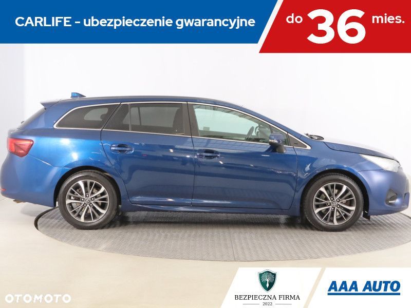 Toyota Avensis - 8