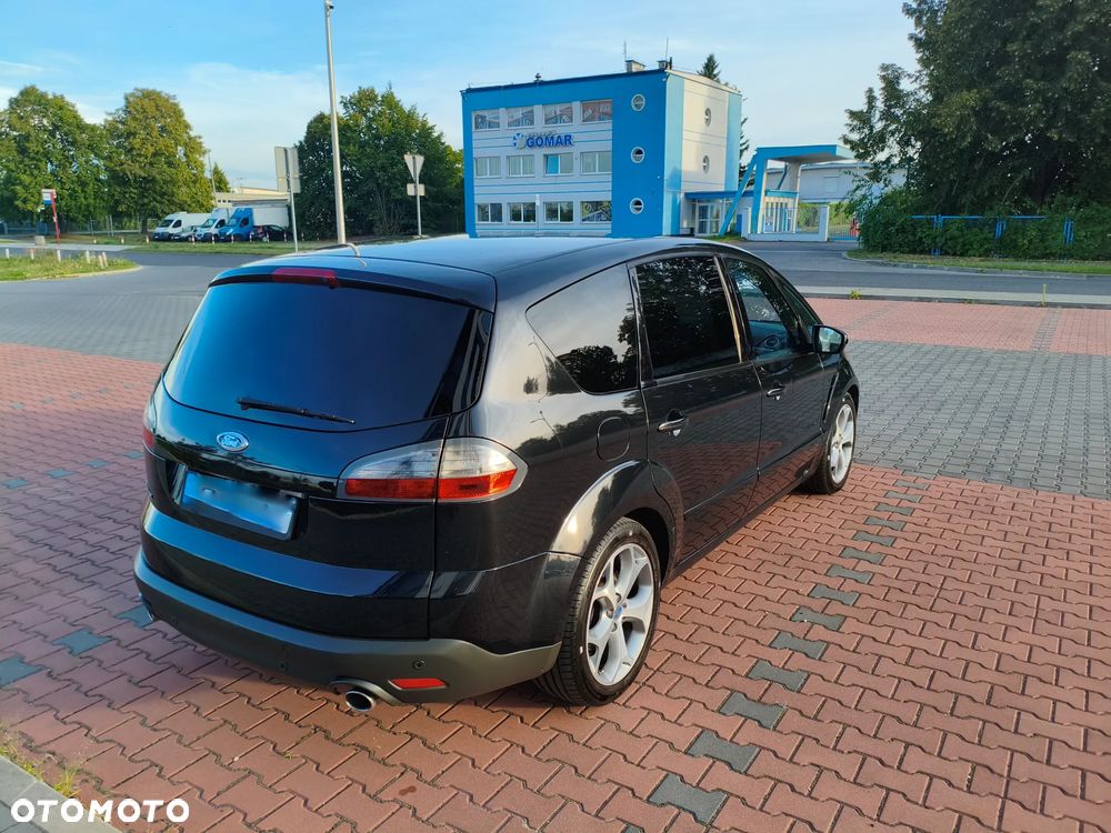 Ford S-Max 2.5 Titanium - 2