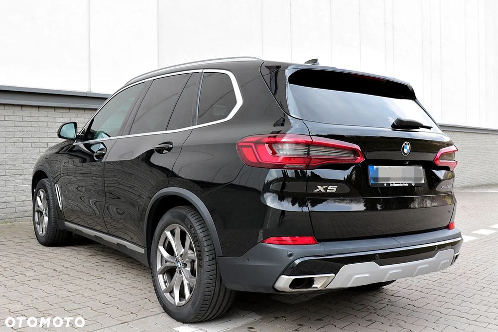BMW X5 xDrive40i xLine - 9