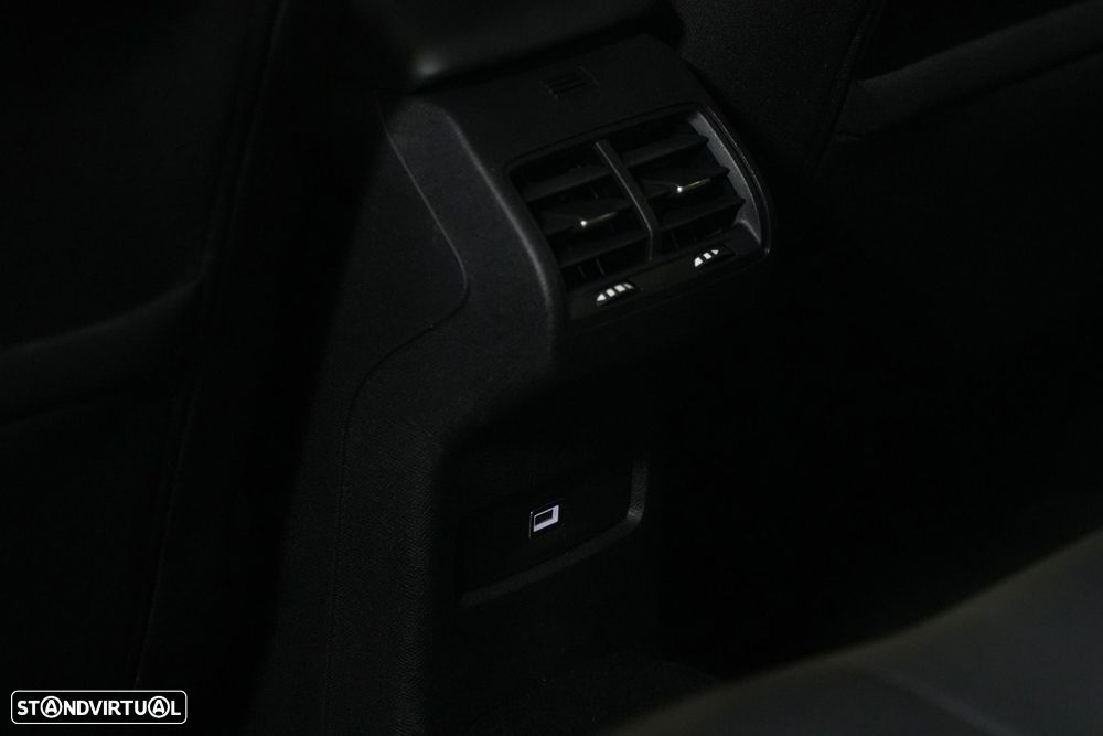 Citroën C4 1.2 PureTech Feel Pack EAT8 - 28