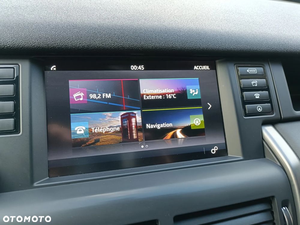 Land Rover Discovery Sport TD4 HSE Luxury - 37