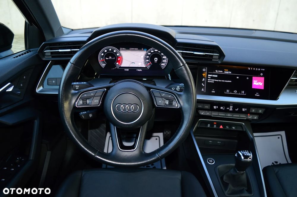 Audi A3 Sportback 35 TFSI S line - 15