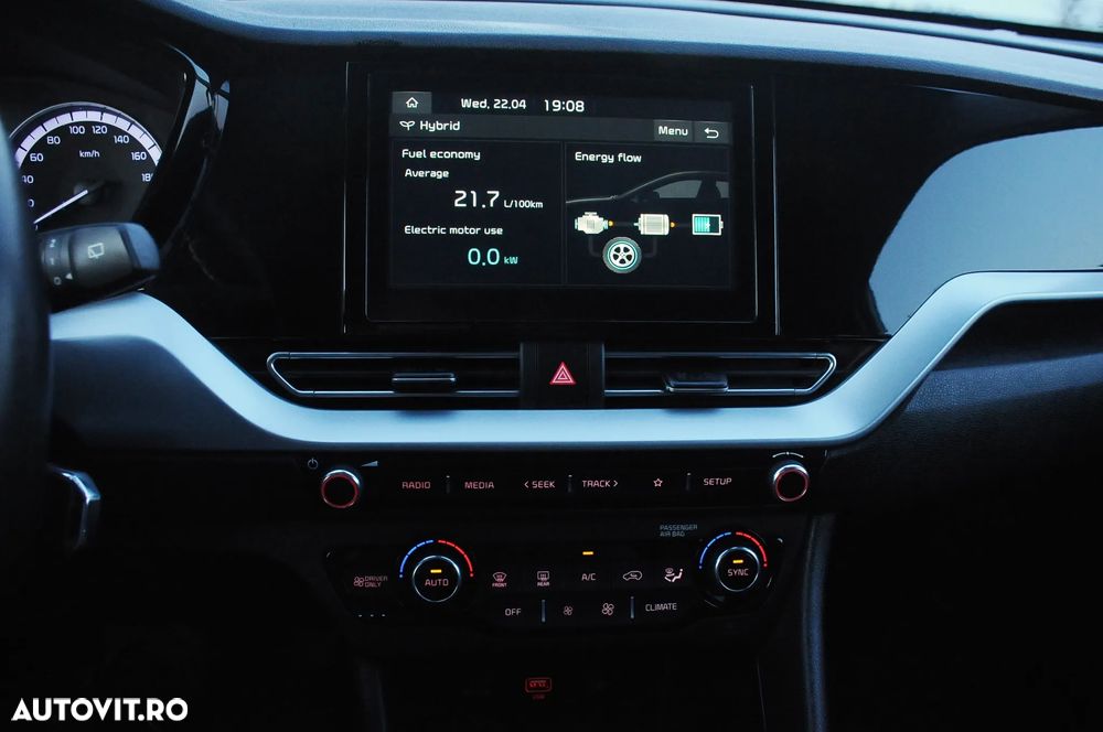 Kia Niro 1.6 GDI HEV 2WD OPF Aut. Spirit - 17