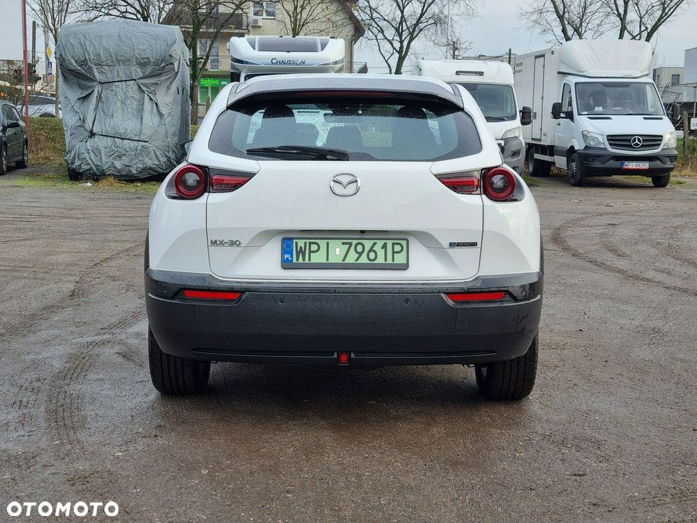 Mazda MX-30 - 4