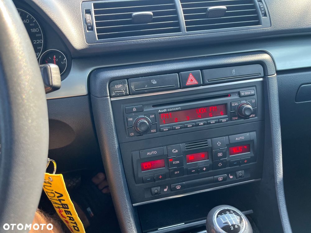 Audi A4 Limousine 2.0 TDI - 12