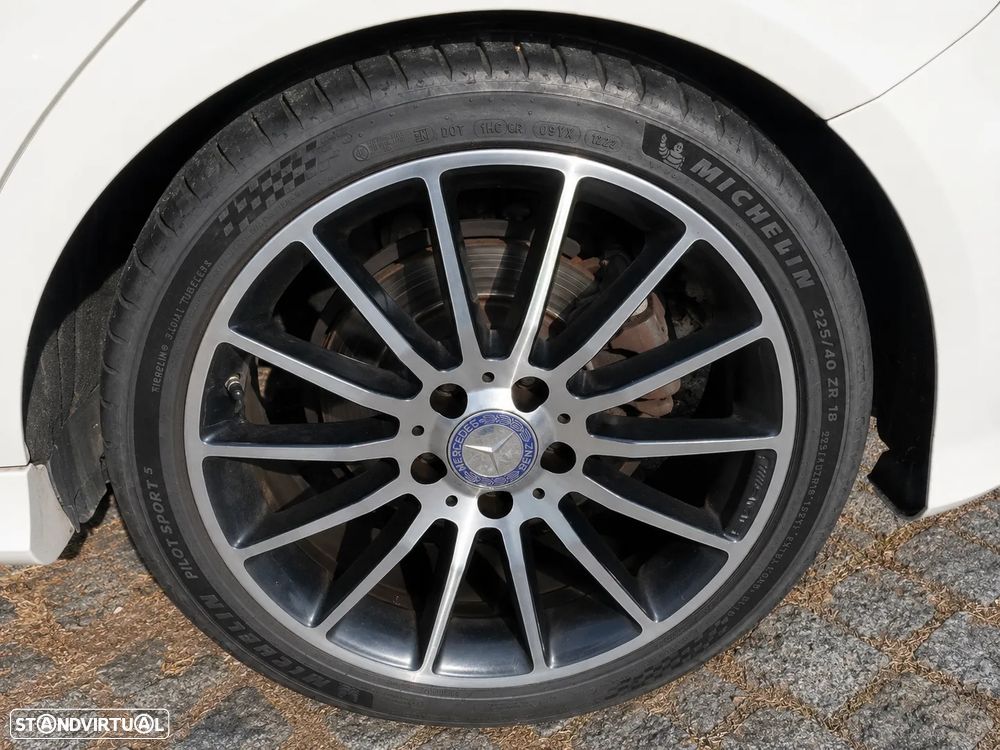 Mercedes-Benz A 180 d AMG Line - 6