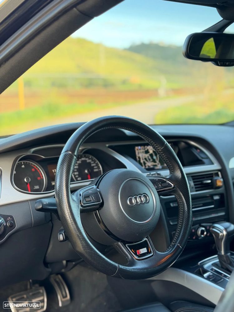 Audi A4 2.0 TDI S-line S tronic - 12