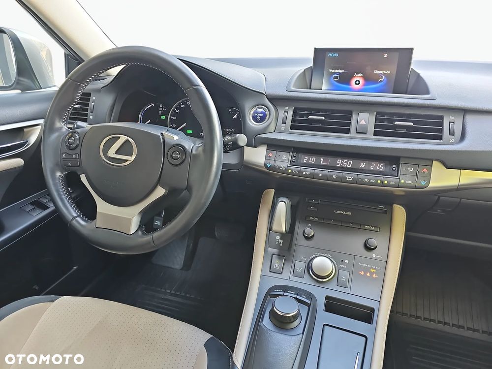 Lexus CT 200h Elegance - 17