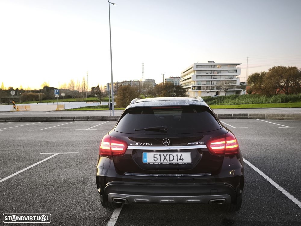 Mercedes-Benz GLA 220 d 4Matic 7G-DCT AMG Line - 8