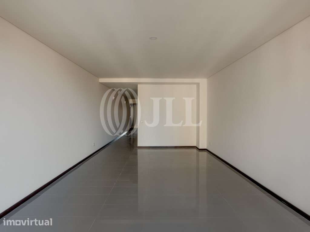 Apartamento T2 duplex, na Praça da Batalha, Porto - Grande imagem: 5/30