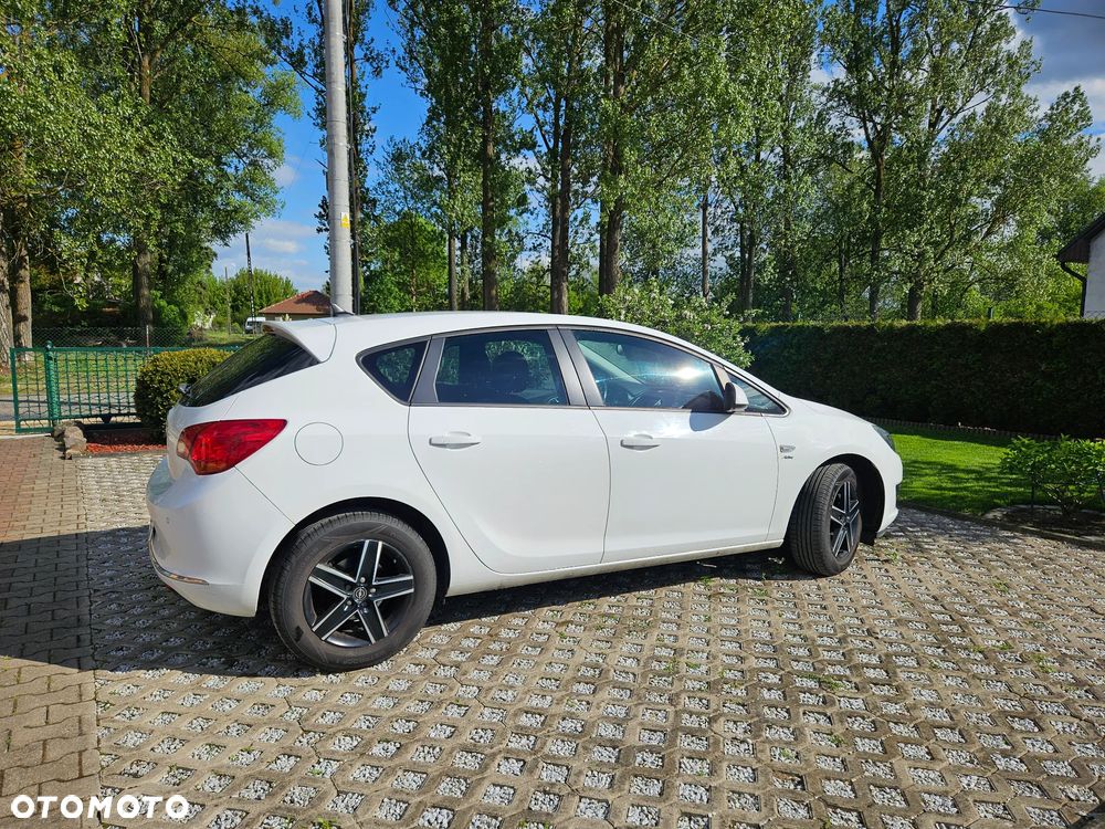 Opel Astra 1.6 Edition - 4