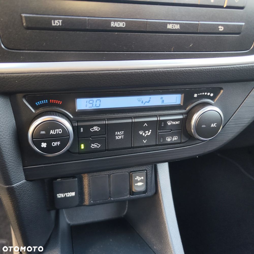 Toyota Auris - 17