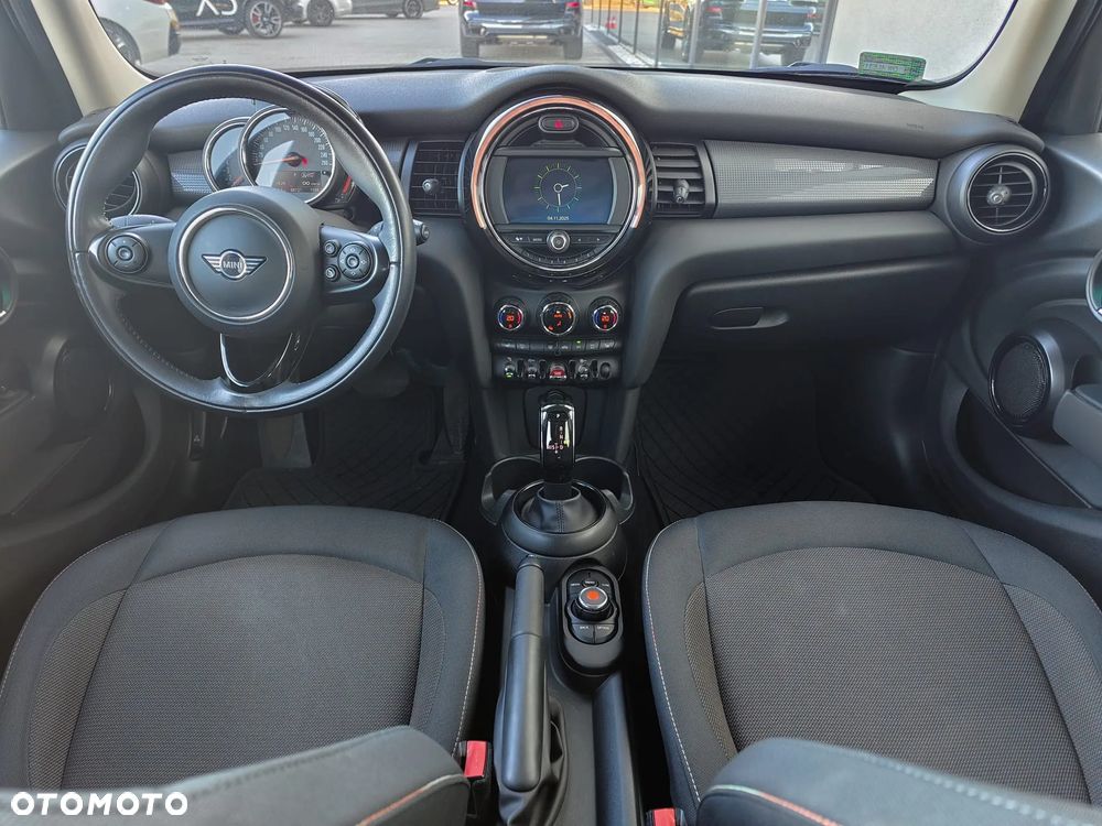 MINI Cooper Standard - 7