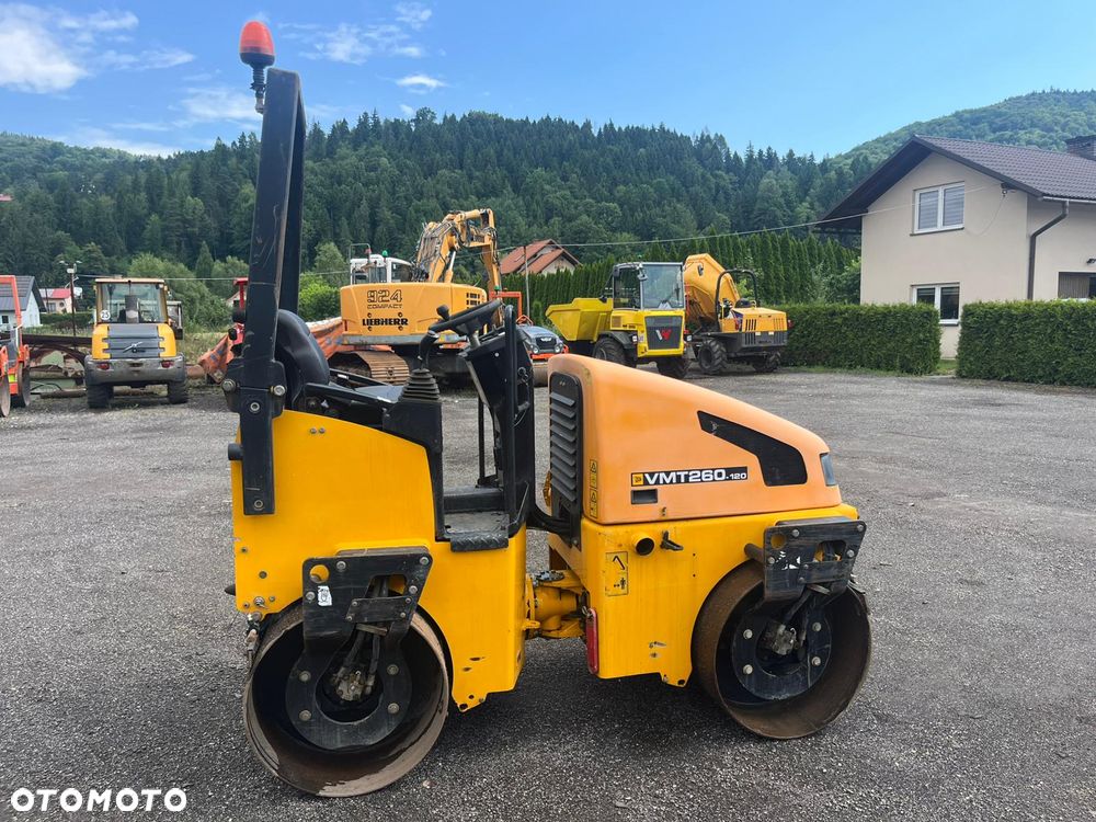 Walec wibracyjny JCB VMT260-120, 2014r. waga 3 tony, Bomag BMP8500. - 3