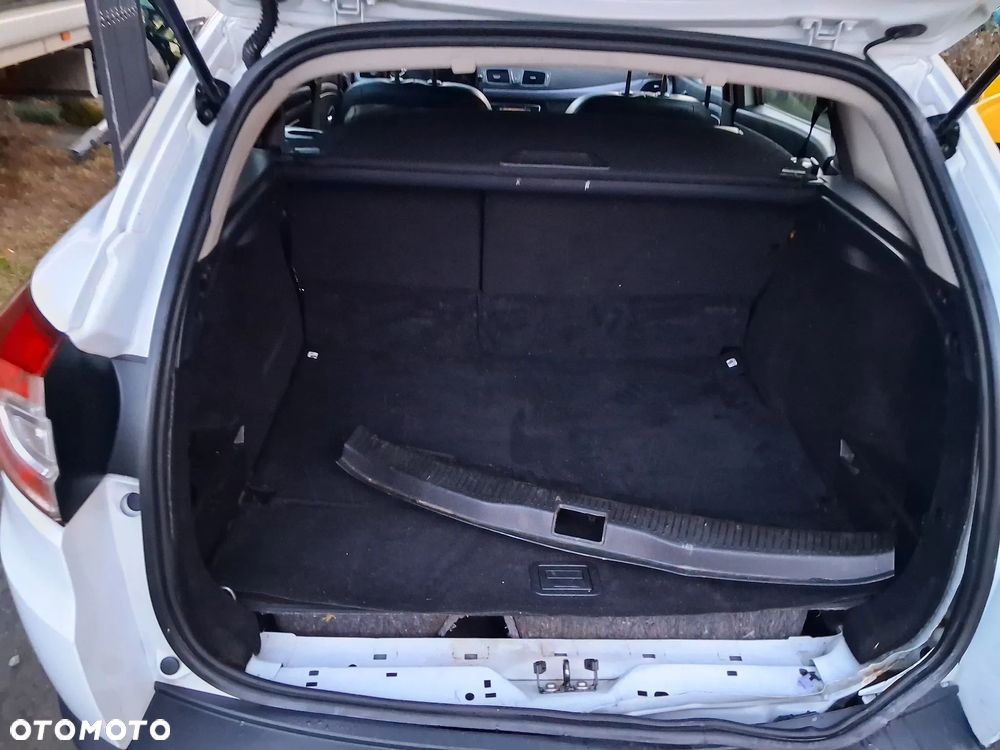 Renault Megane ENERGY dCi 110 Start & Stopp Bose Edition - 6