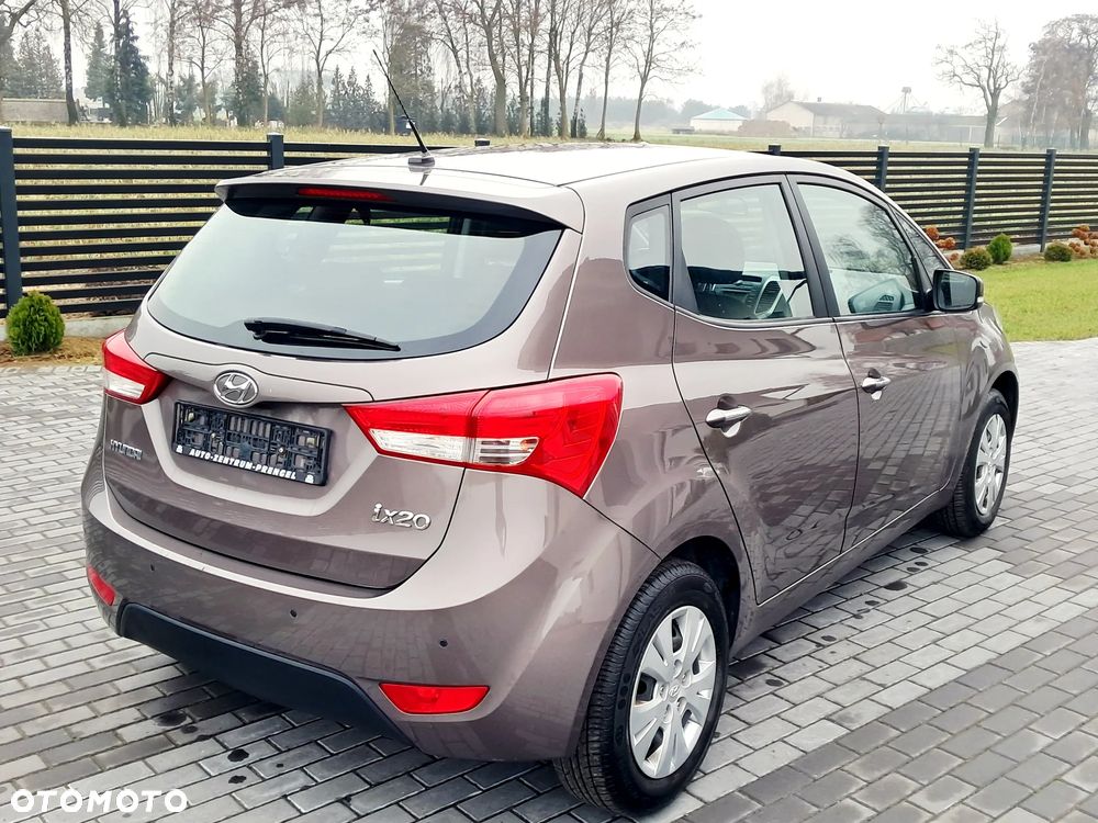 Hyundai ix20 1.4 blue - 7
