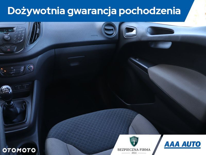 Ford Tourneo Courier - 9