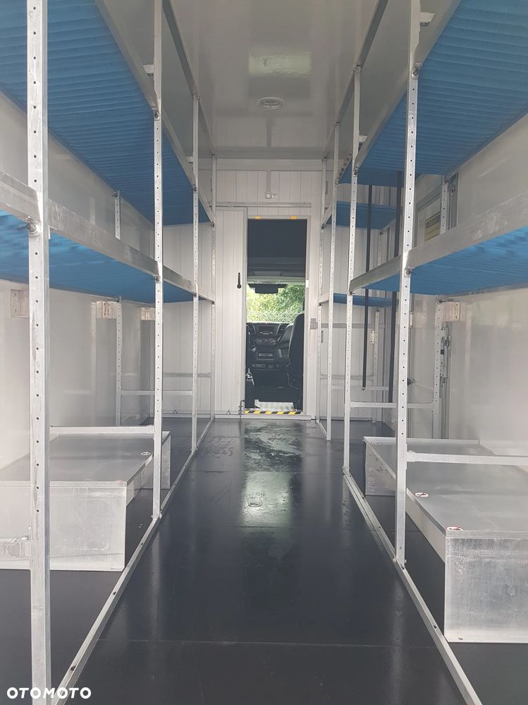 Iveco DAILY KONTENER NISKOPODŁOGOWY 4,43x2,23x2,42 SKLEP FOODTRUCK BAR KLIMA KONIOWÓZ KAMPER - 18