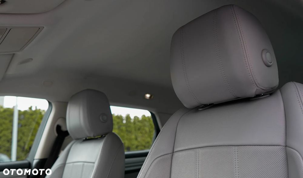 Land Rover Range Rover Evoque - 15
