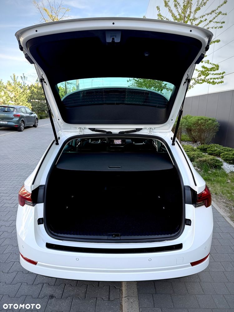 Skoda Octavia 2.0 TDI Ambition - 17