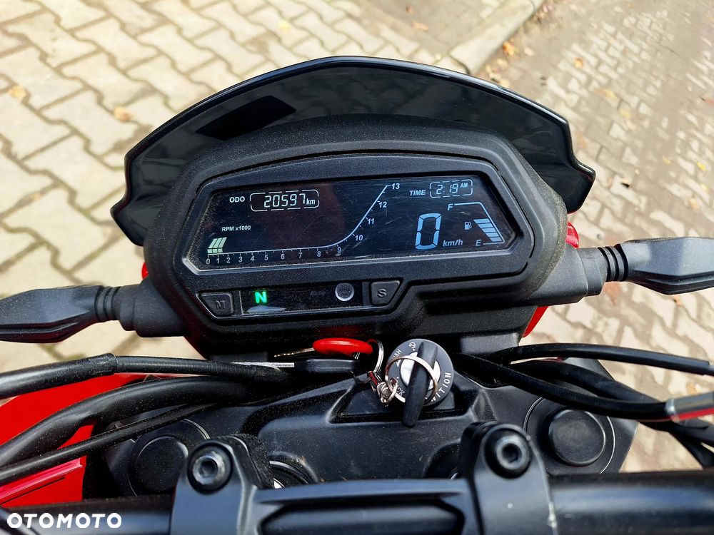 Bajaj Dominar 400 - 11
