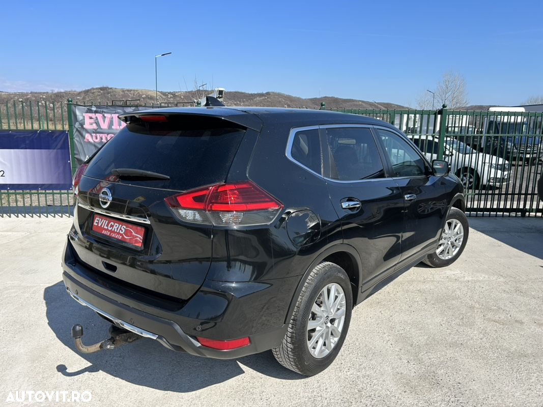 Nissan X-Trail - 2