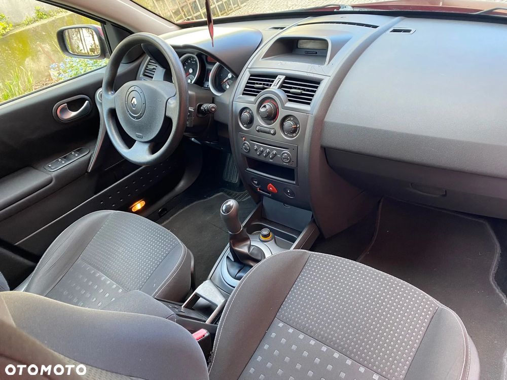 Renault Megane - 18