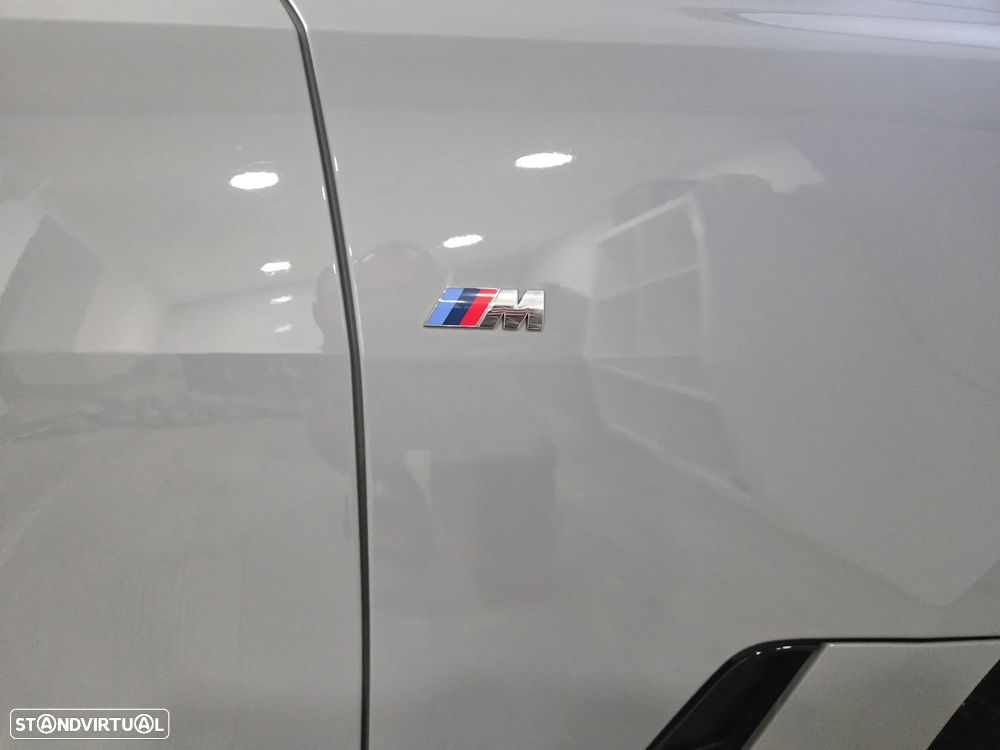 BMW i4 eDrive40 Pack Desportivo M - 13