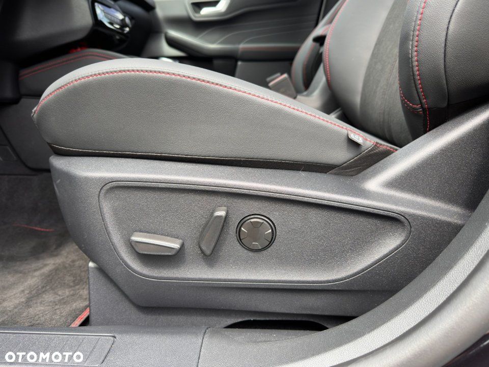 Ford Kuga - 15