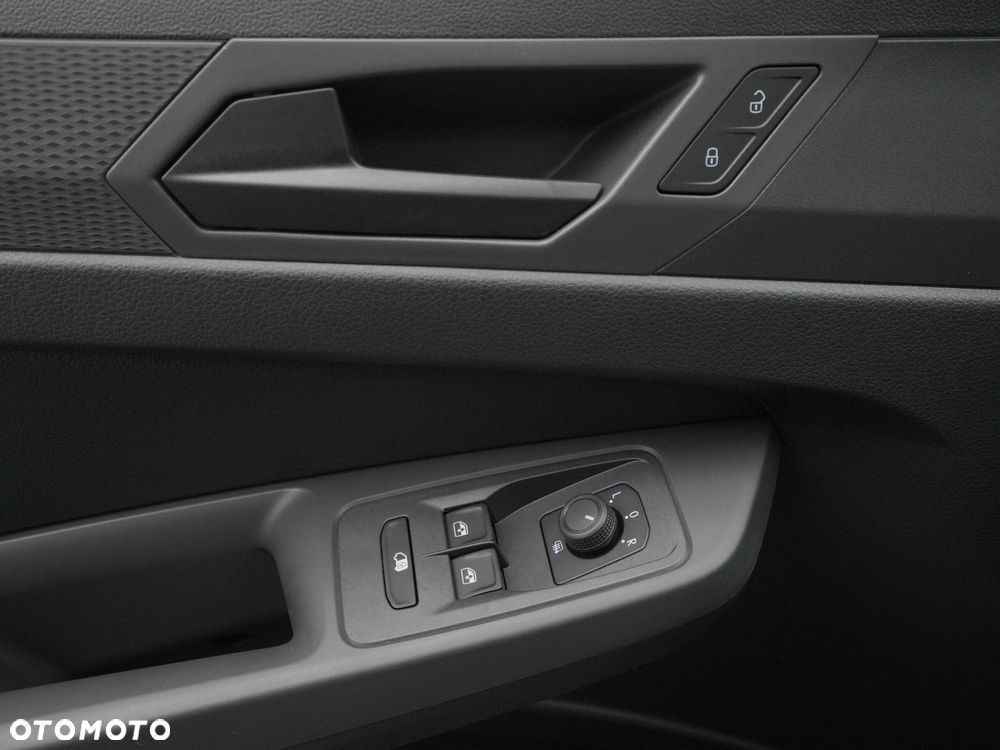 Ford Transit Connect L2 102KM Van Trend - 19