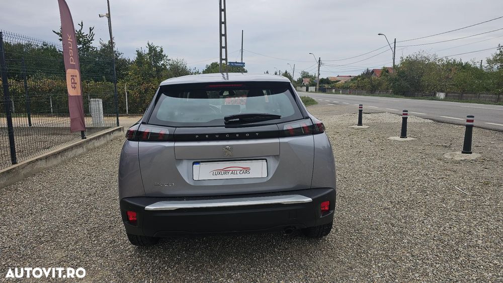 Peugeot 2008 - 4