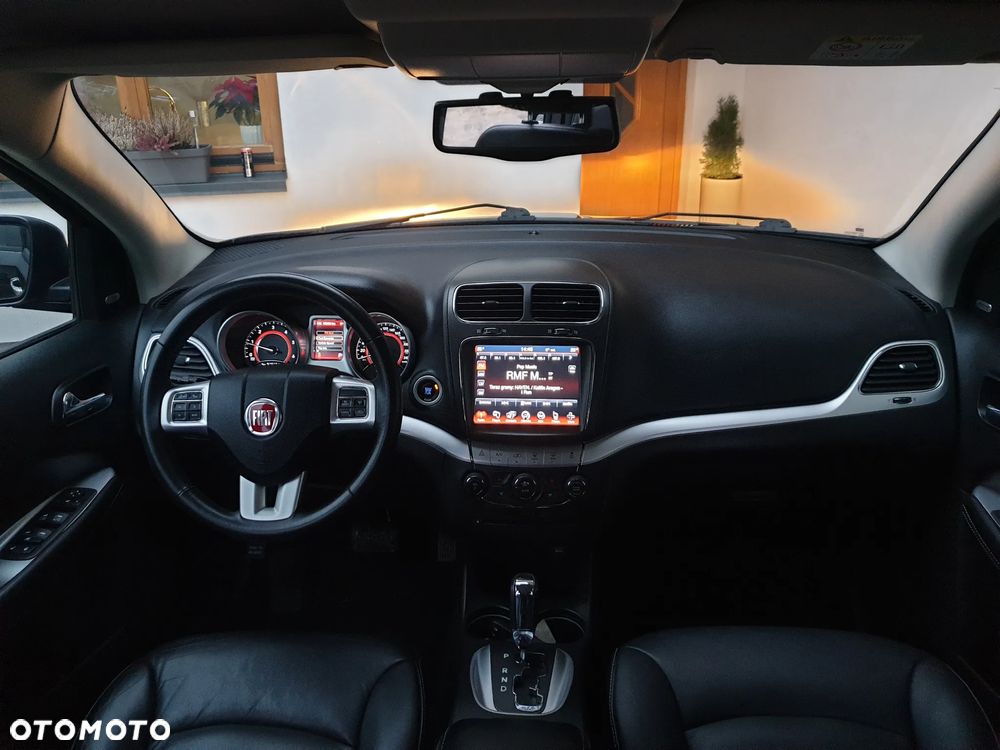 Fiat Freemont 2.0 Multijet 16V DPF Automatik Allrad Lounge - 10