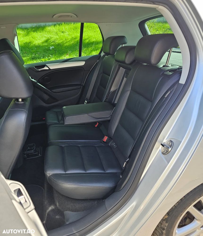 Volkswagen Golf 1.4 TSI Highline DSG - 9