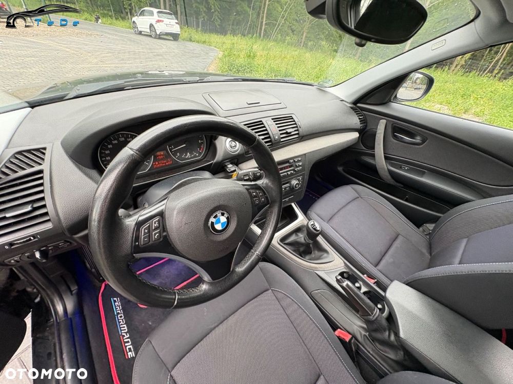BMW Seria 1 118i Edition Sport - 22