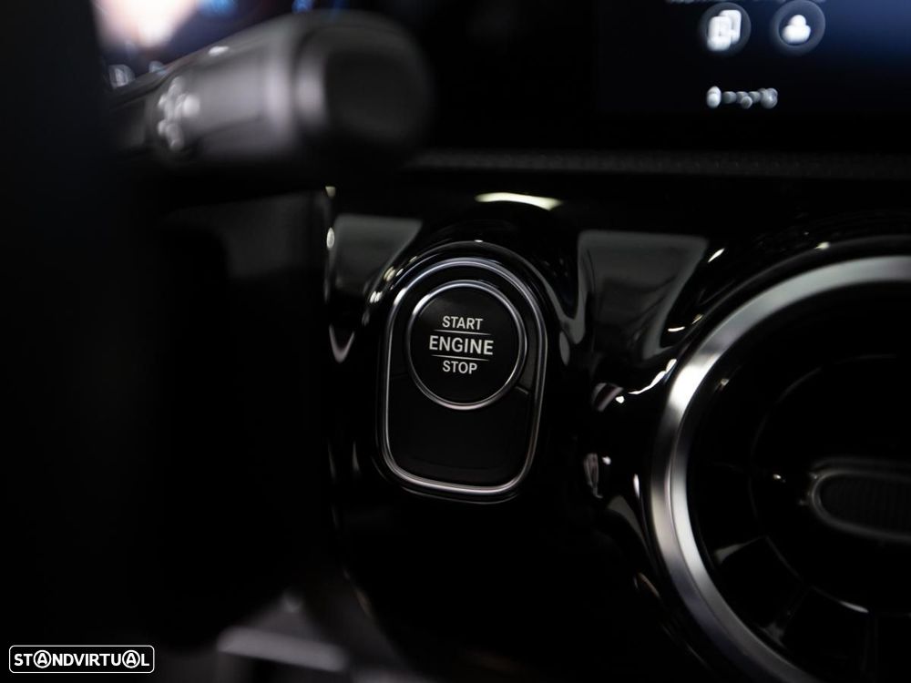 Mercedes-Benz CLA 250 e Shooting Brake Progressive - 20