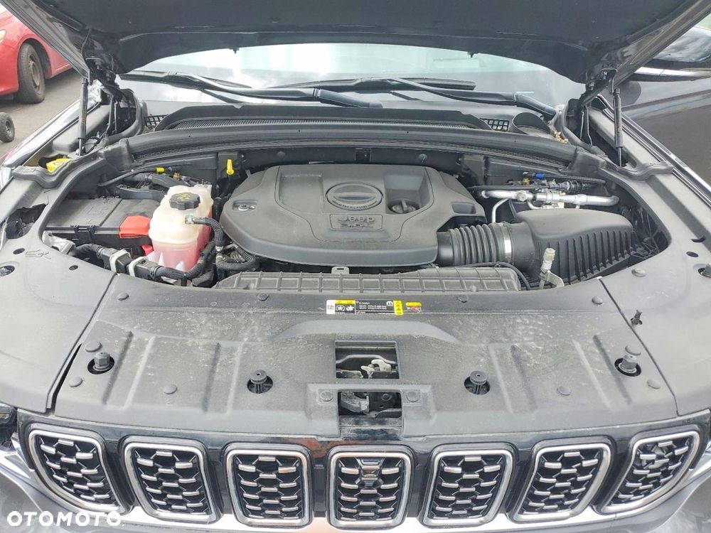 Jeep Grand Cherokee 3.6 V6 Summit - 11