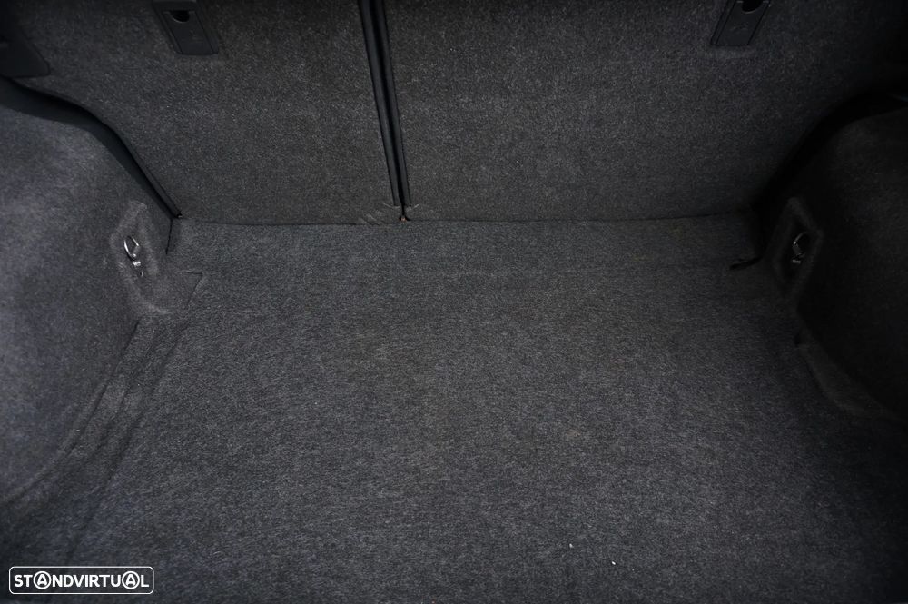 Toyota Auris 1.4 D-4D Comfort+Navi - 16