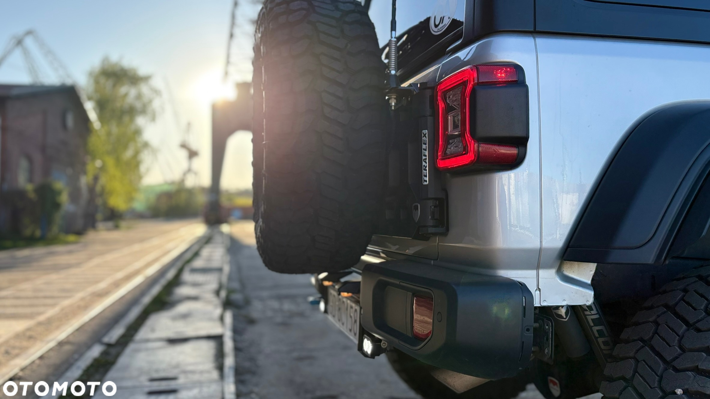 Jeep Wrangler - 6