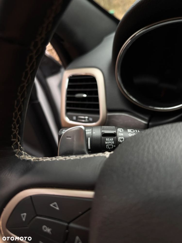 Jeep Grand Cherokee 5.7 V8 HEMI 4WD Automatik S - 37