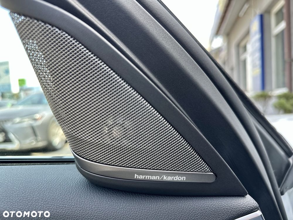 BMW Seria 5 520d xDrive M Sport Edition - 30